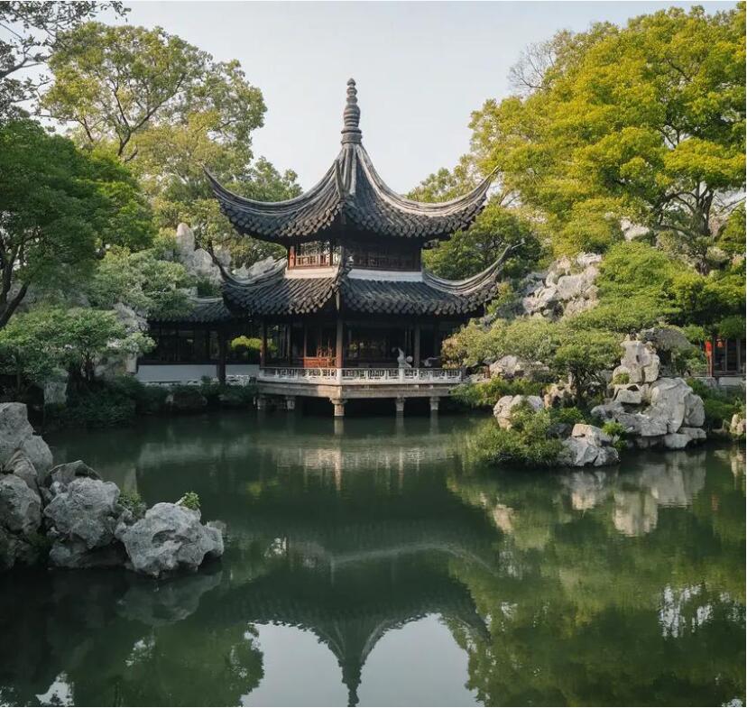 龙川县搁浅餐饮有限公司